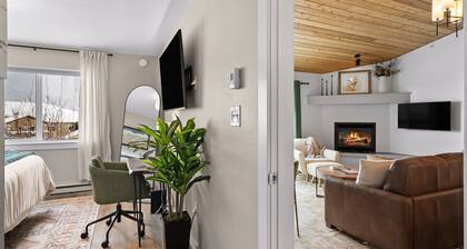 Cozy 2 Bedroom Condo w/ Private Hot Tub