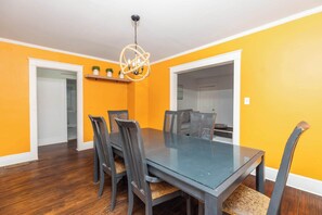 Dining - Condo with Tiki Bar, Walk to Beach (Ocean City)