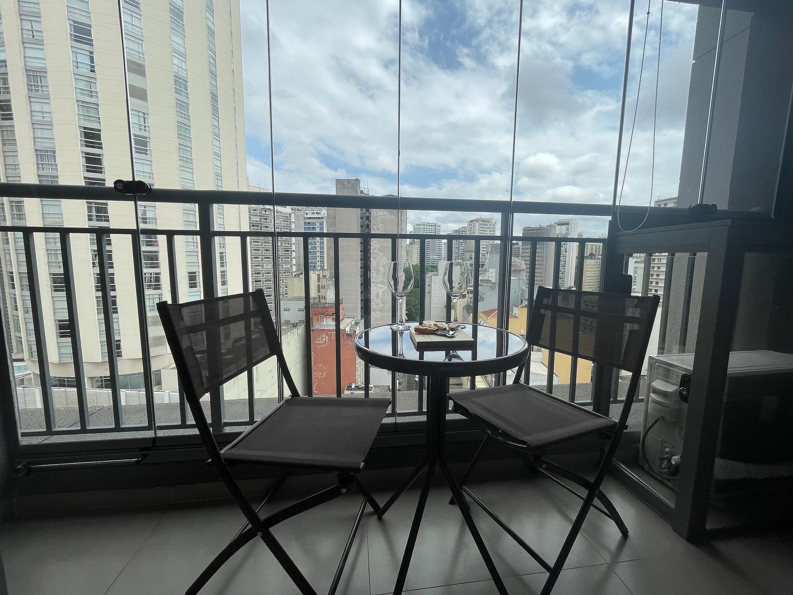 Deluxe Studio | Outdoor dining