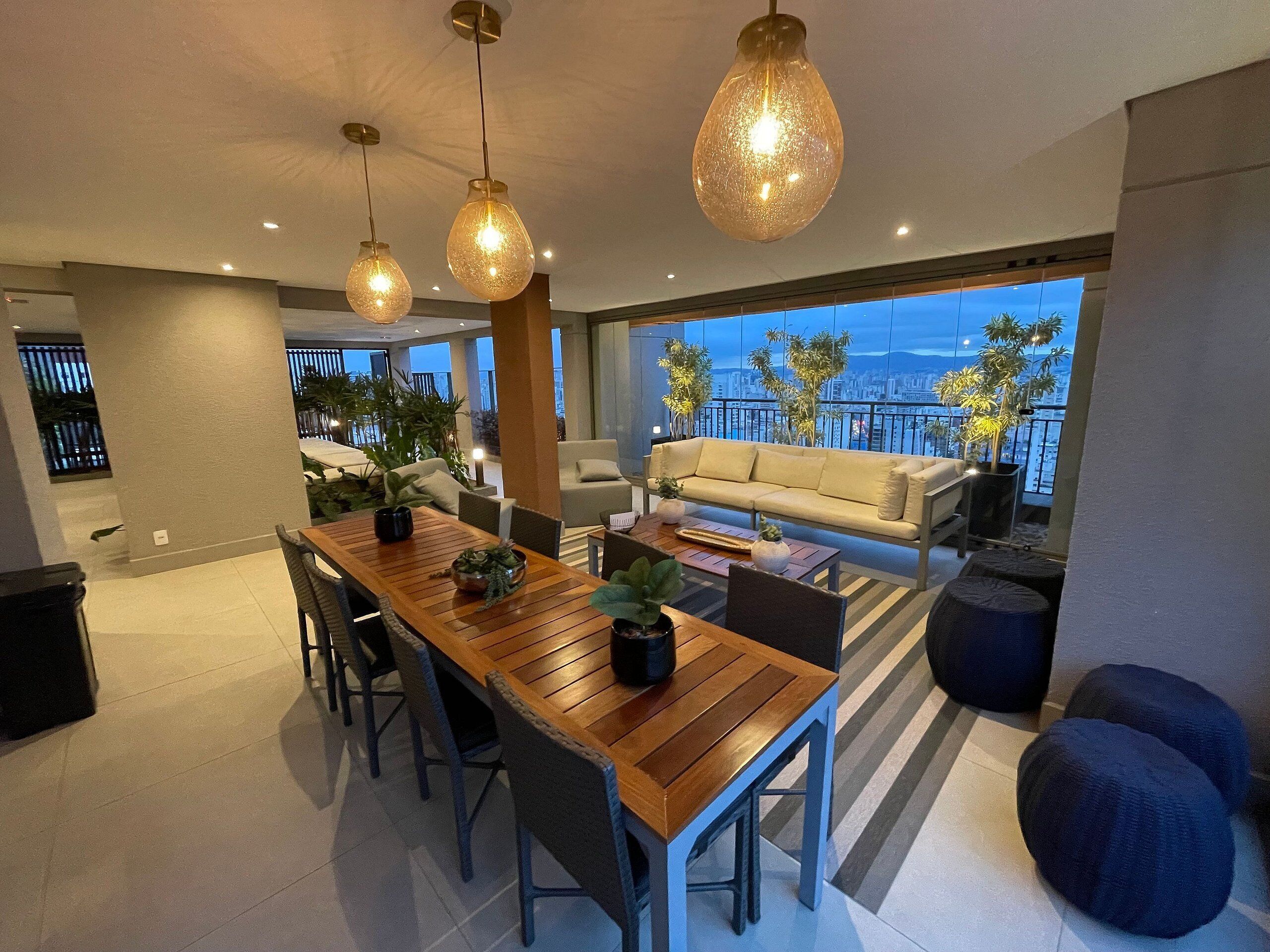 Deluxe Studio | Dining