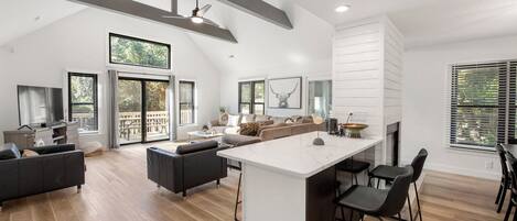 Smart TV, fireplace, table football, ping pong