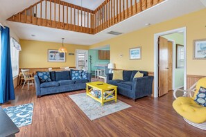 Smart TV, DVD player