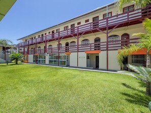Apartment | Exterior - AP 09 Ala Morrinhos Residencial Solavir (Bombinhas)