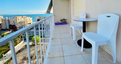 Charming 1-bedroom apartment with AC and WiFi in lovely Durrës