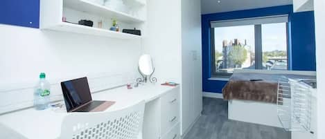 Studio, Non Smoking | Blackout curtains, free WiFi