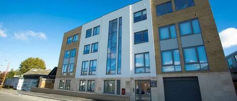 Fachada de la propiedad