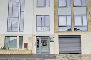 Front of property - The Cube Greenwich (London)