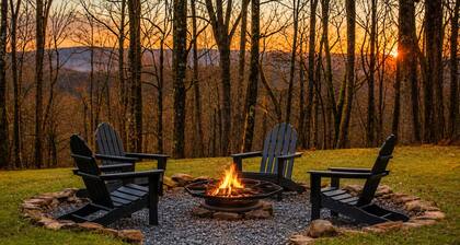 Cozy 4-bedroom cabin in Coudersport with View, Games, Fire Pit & Screen Porch