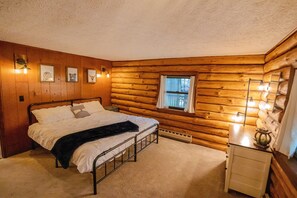 4 Schlafzimmer, Schreibtisch, Bügeleisen/Bügelbrett, Reisekinderbett