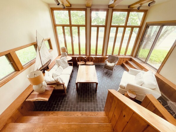 Smart TV - Charming waterfront Cottage, explore, relax and enjoy the Maine Coast (Kennebunk)