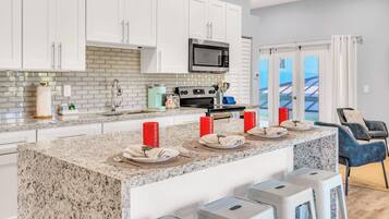 Mikrovågsugn, ugn och spishäll