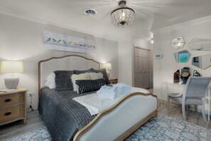 3 habitaciones, escritorio, tabla de planchar con plancha y wifi 