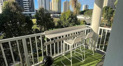 Cozy 50m2 1 room apartment with AC, Pool & Spa. Great location