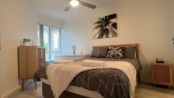 2 bedrooms, bed sheets