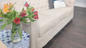 Living area - Luxurious Loft Inspired Living (Montgomery)