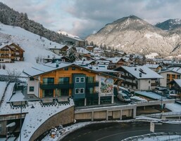 Fachada de la propiedad