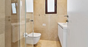 Shower, hair dryer, towels - Apartment MC11 - Ampelia (Kouklia)