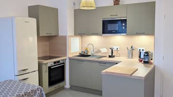 Microwave, oven, dishwasher