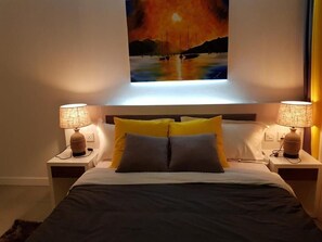 1 bedroom, iron/ironing board, WiFi, bed sheets - Studio 103, Ebene Square (Quatre Bornes)