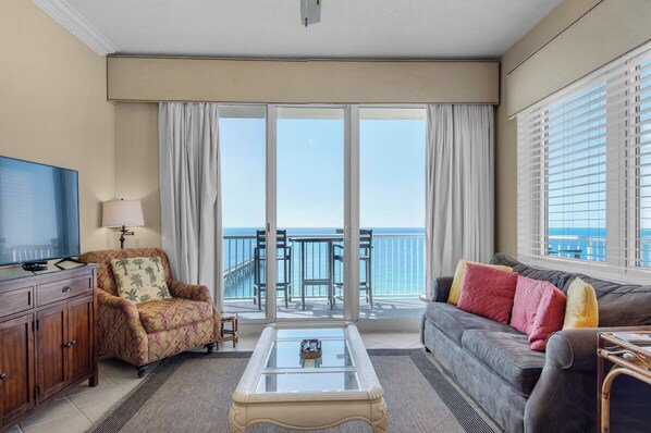 Condo, Multiple Beds (Inn At Summerwind 1405) | Living area