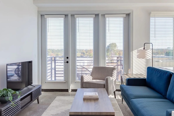 Apartment, 2 Bedrooms, Non Smoking | Living area