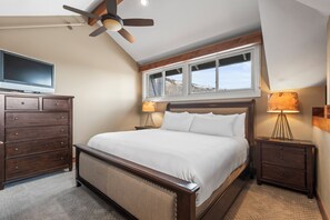 3 chambres, fer et planche à repasser, accès Internet, draps fournis