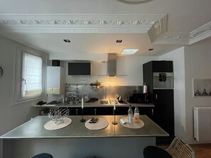 Microwave, oven, stovetop, dishwasher