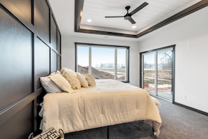 4 habitaciones, escritorio, wifi y ropa de cama 
