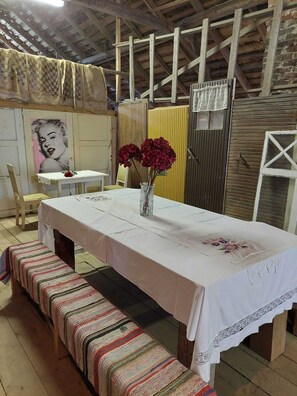 Outdoor banquet area - Pehtoorin kammarit (Pälkäne)