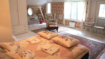 Double Room, Garden View | Free WiFi