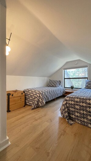 3 habitaciones, cuna de viaje, wifi y ropa de cama 
