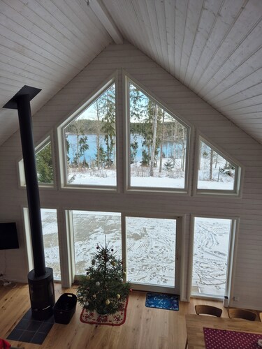 Berget Lövanäs 2, Newly built modern house in secluded location with own jetty and boat