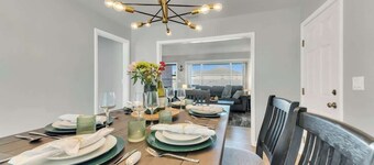 3 Blocks to Bay + Boat Parking + Renovated + 3 Bd