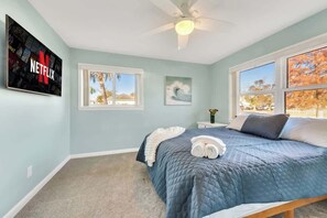 3 bedrooms, iron/ironing board, WiFi, bed sheets