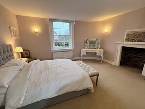 3 Schlafzimmer, Bügeleisen/Bügelbrett, WLAN, Bettwäsche