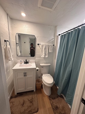 Shower, towels