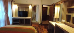 3 bedrooms, iron/ironing board, WiFi