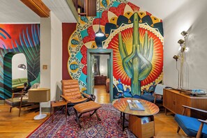 Interior - The Iconic Mural House in Downtown, Tucson (Tucson)