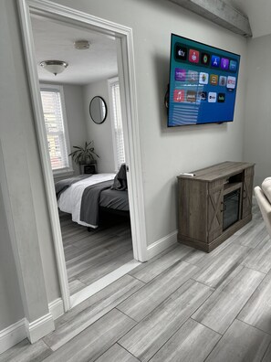 3 slaapkamers, een bureau, een strijkplank/strijkijzer, gratis wifi