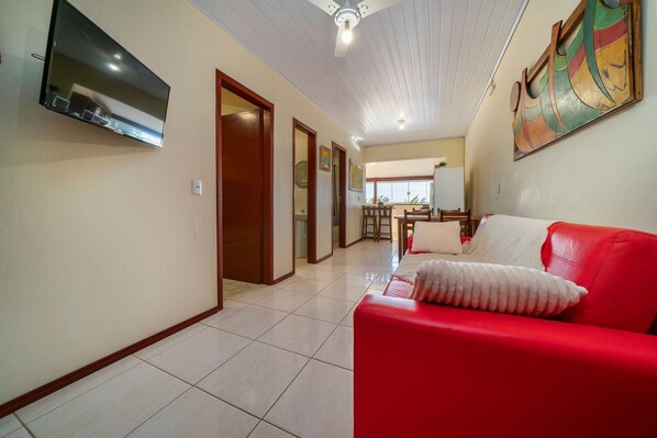 Apartment | Living area | TV