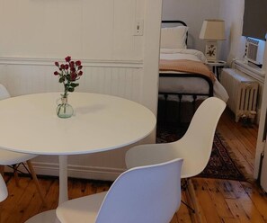 تناول الطعام