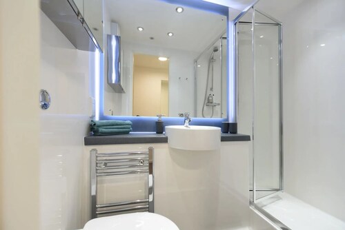 For Students Only Cosy Ensuite Rooms With Private Bathrooms at Dobbie's Point in Glasgow