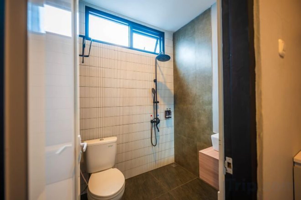 Business 2-bed Room