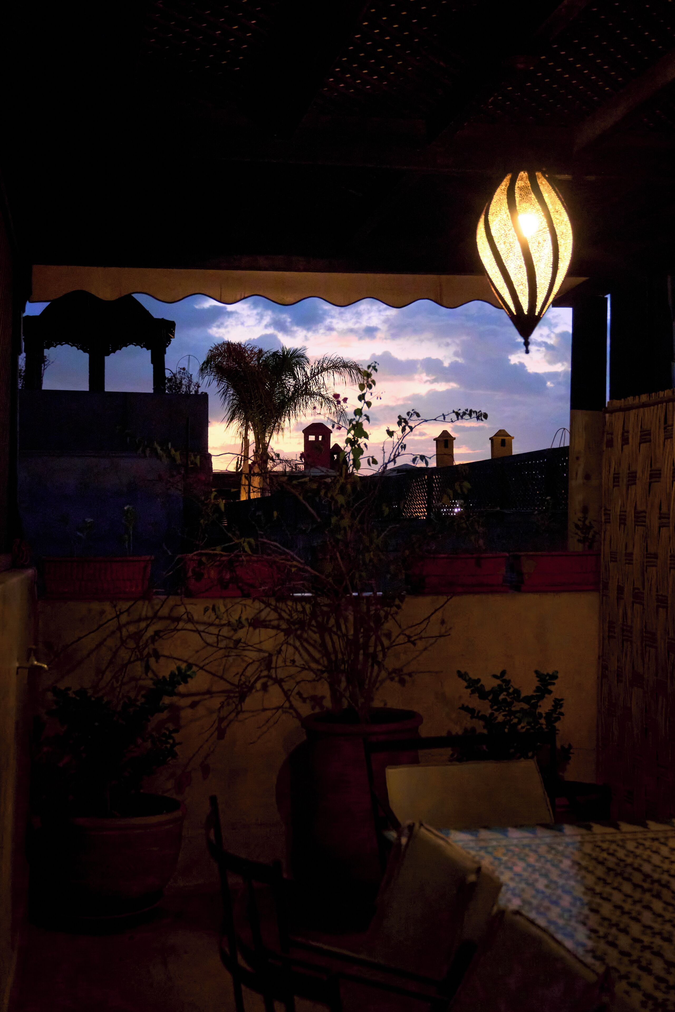 المنشأة من الخارج