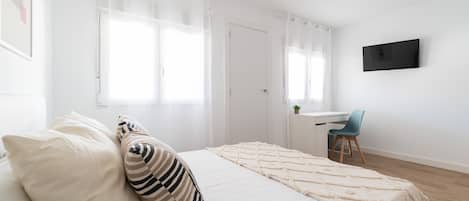 3 soverom, strykejern/-brett, wi-fi (inkludert) og sengetøy