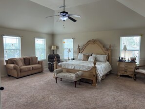 4 chambres, fer et planche à repasser, Wi-Fi, draps fournis