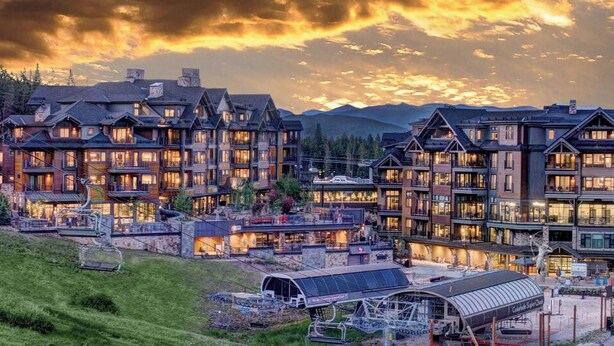 A multi-story hotel with a ski lift and a mountain view. - Grand Colorado on Peak 8 Resort in Breckenridge
4 Bedroom will consider 2/3 Bdrm (Breckenridge)