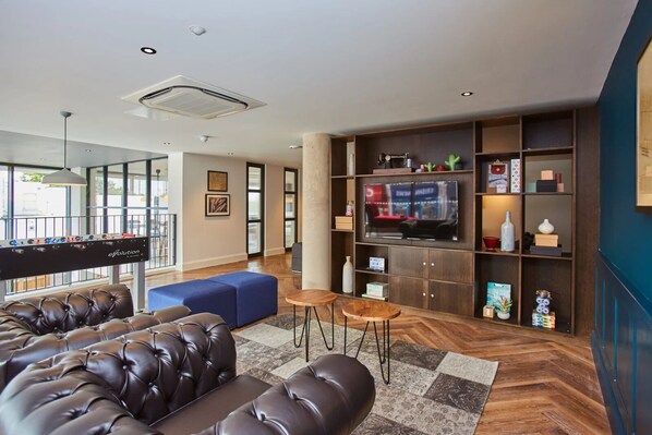 Sala de estar en el lobby