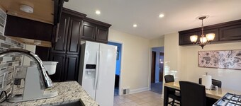 Charming Updated 2-bedroom Lakewood Oasis
