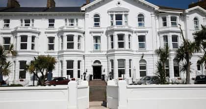 Exmouth Beach Hotel